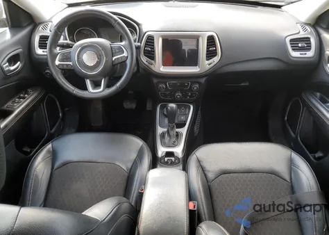 2017 Jeep Compass Latitude z USA, uszkodzony, nr VIN 3C4NJDBB7HT651763